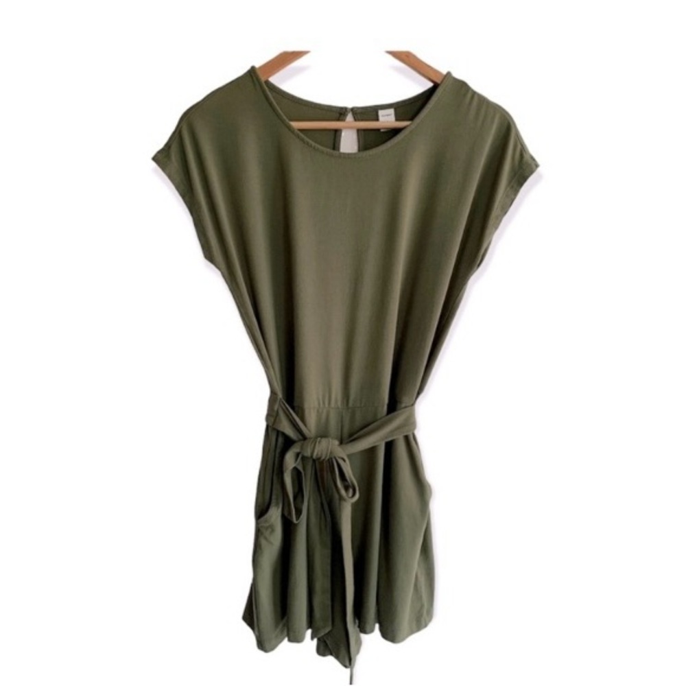 Old Navy RomperSz S